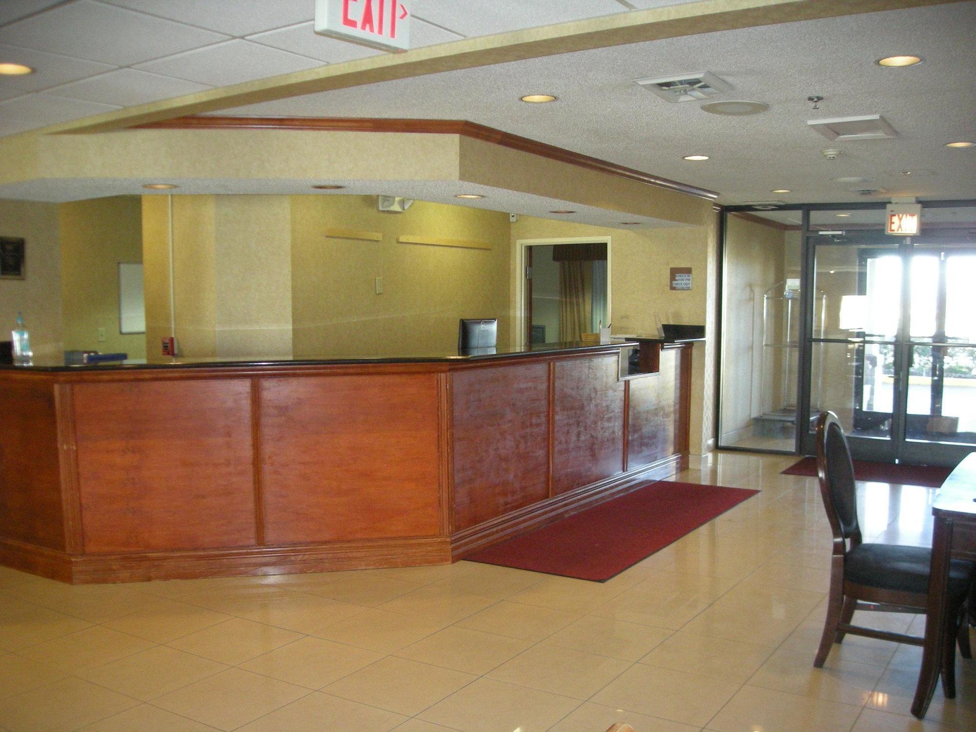 Red Roof Inn Evansville Exterior photo